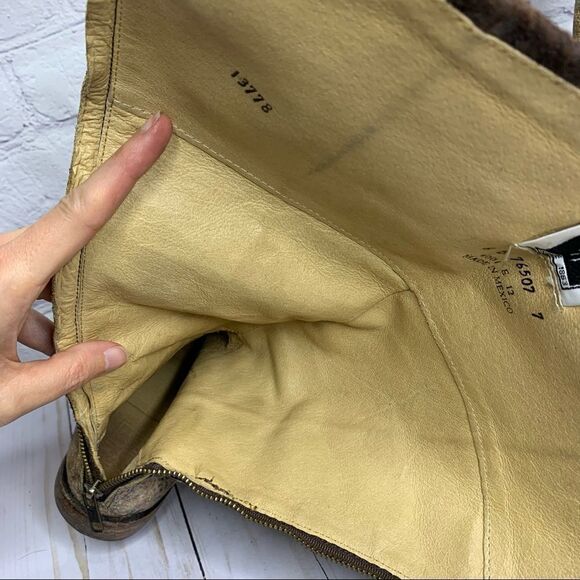 FRYE Phillip studded harness tall boots in chocolate glazed vintage leather - Picture 13 of 16